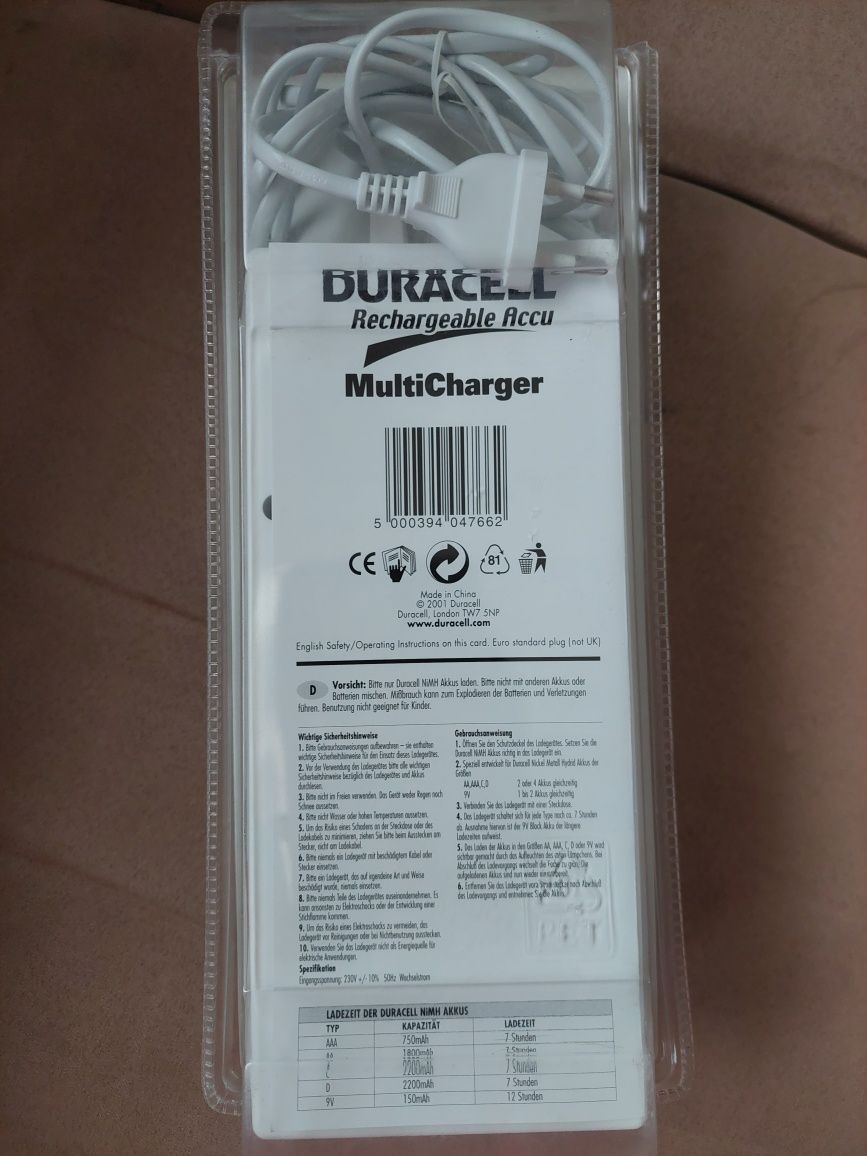 Ładowarka do akumulatorów MultiCharger DURACELL CEF 11E. 5 rodzajów ba