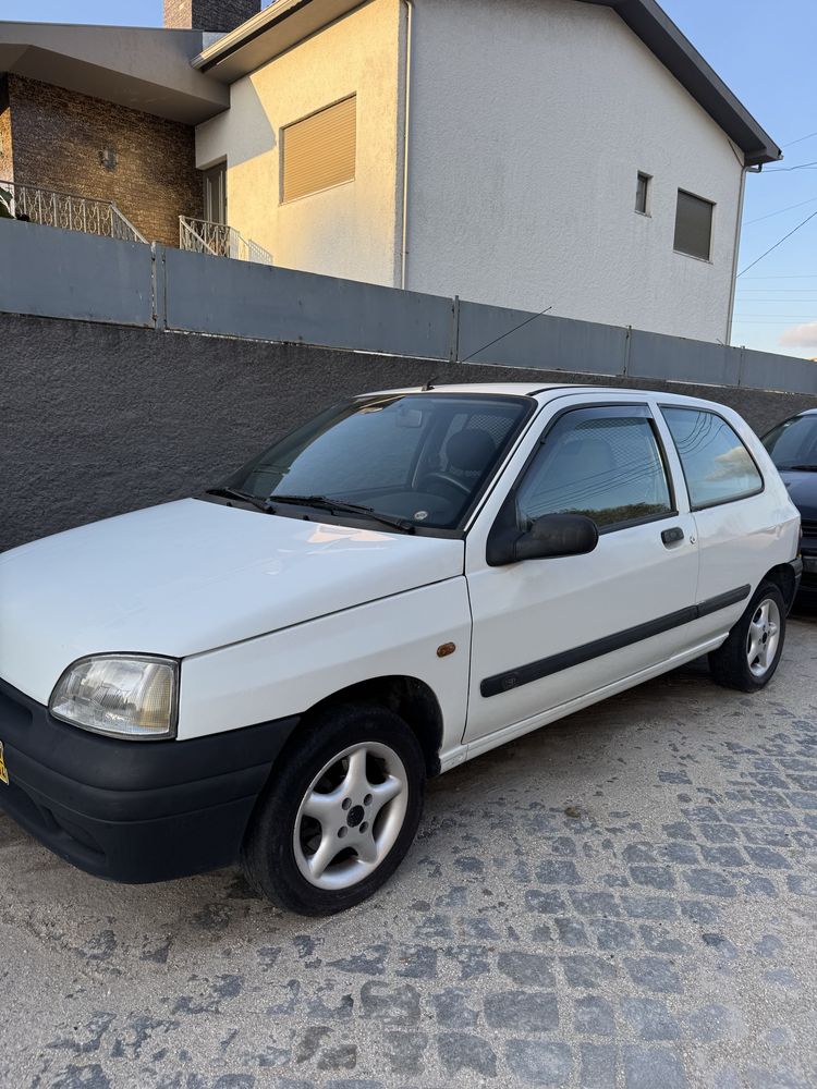 Renault Clio 1.9 Diesel