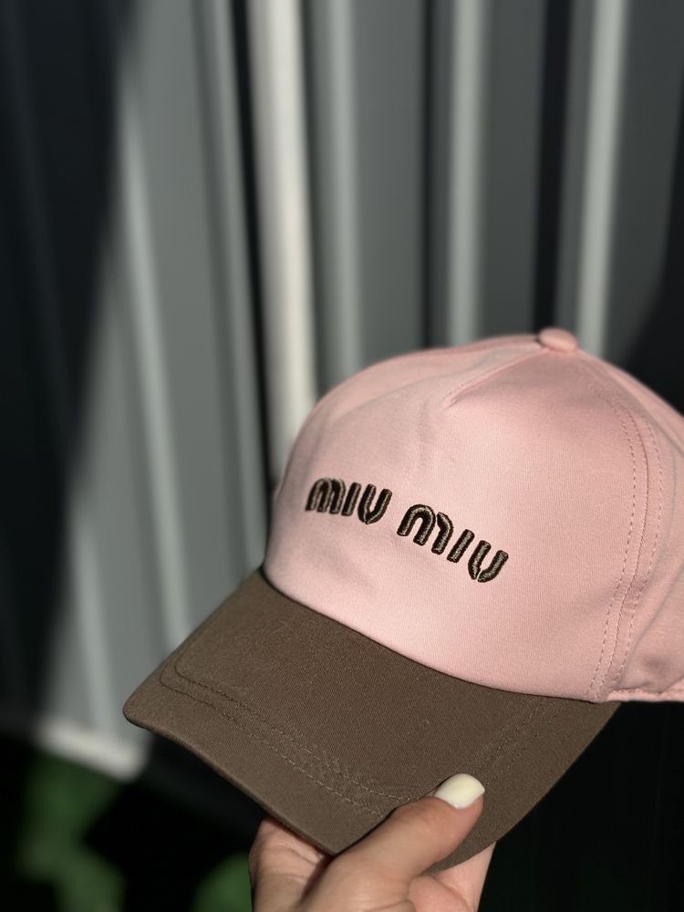 Кепка miu miu miumiu