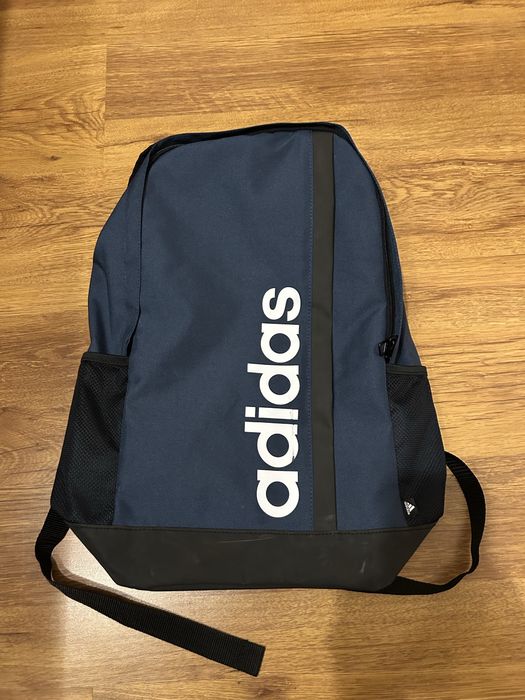 Рюкзак для хлопця adidas