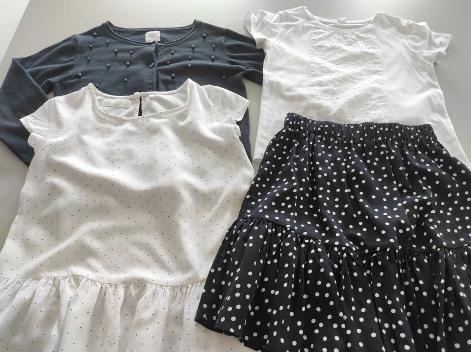 galowy zestaw biała bluzka granatowy sweter Cool Club 134