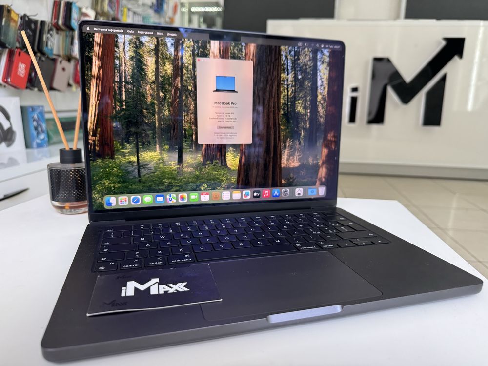 MacBook Pro 14” M4 2024 16/512Gb Space Black Новий стан вітрина 1195€