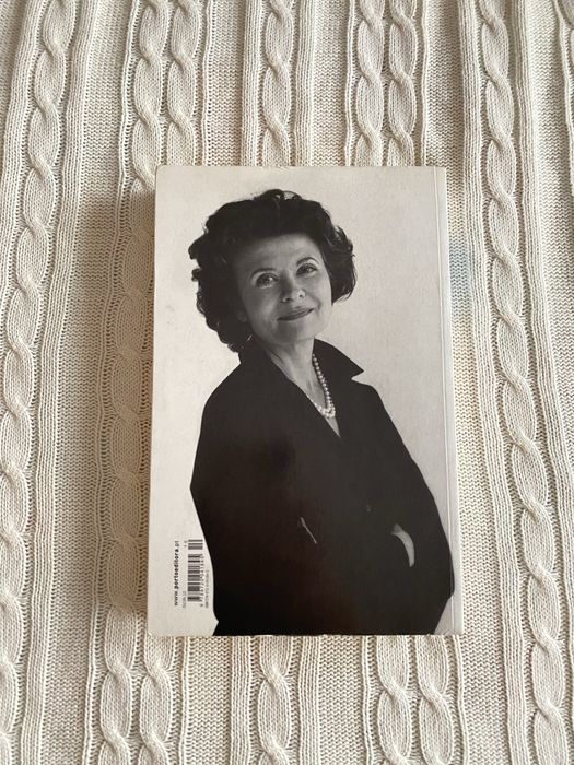 Livro Sveva Casati Modognani - Feminino Singular