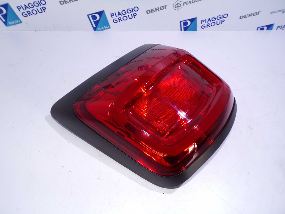 Lampa Tył Full Led Vespa GTV/GTS 125/300cc Najnowszy Model 2022r. +