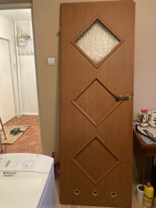 Sprzedam drzwi 70 cm do kuchni