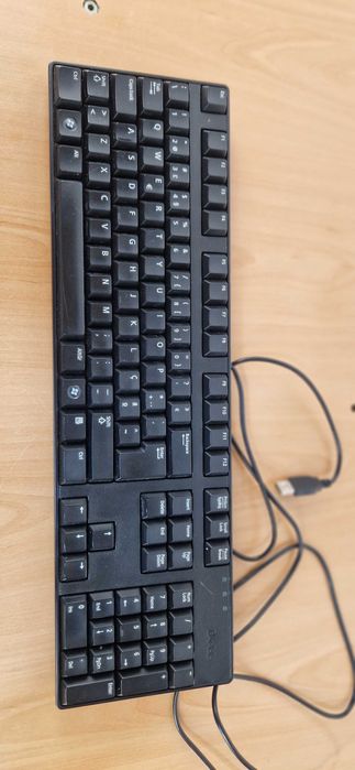 Teclado Dell usado em ótimo estado  USB