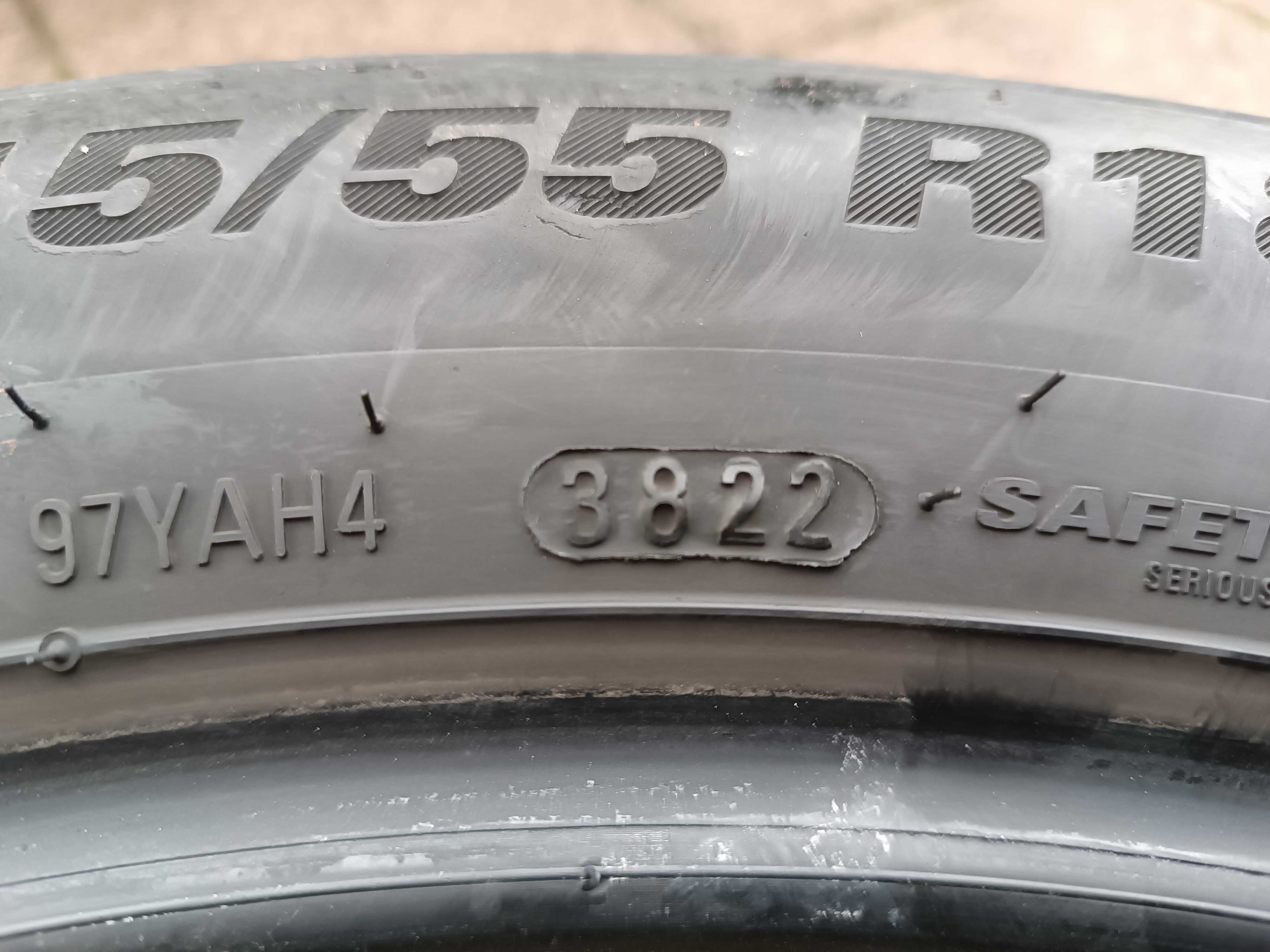 Kumho ECSTA 215/55R18 95H 22r 2x7,1mm 2x5,7mm