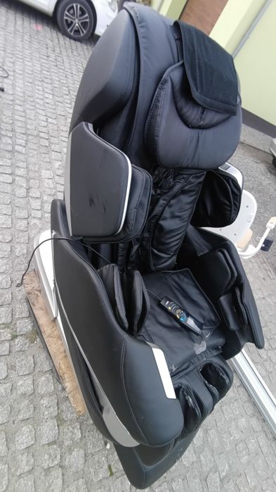 Fotel masujący całe ciało.