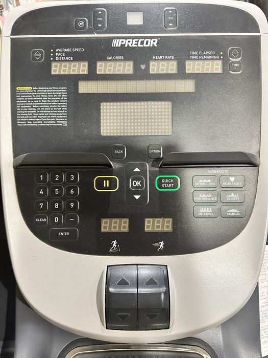 Бігова доріжка для домашніх тренувань/ беговая дорожка Precor TRM 835