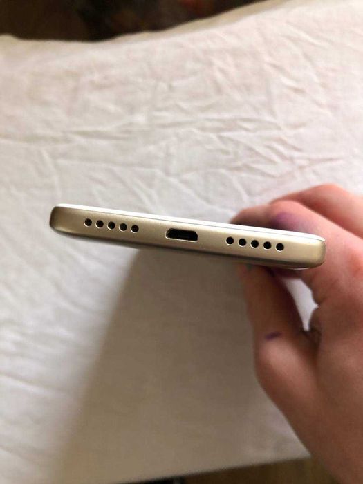 Xiaomi Redmi 4X 32гб гарний стан