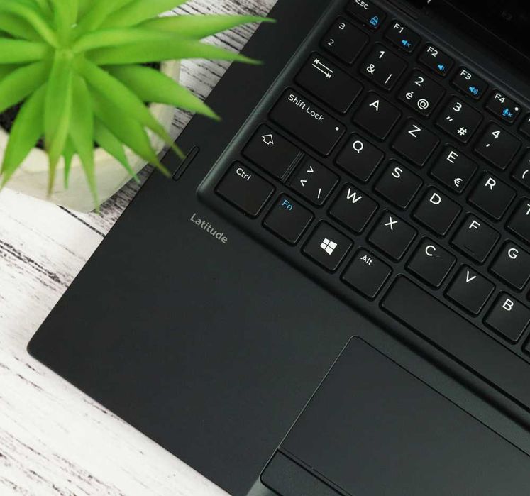 Ноутбук 13.3" Dell Latitude 7389 Intel Core i5-7300U FullHD IPS Уцінка