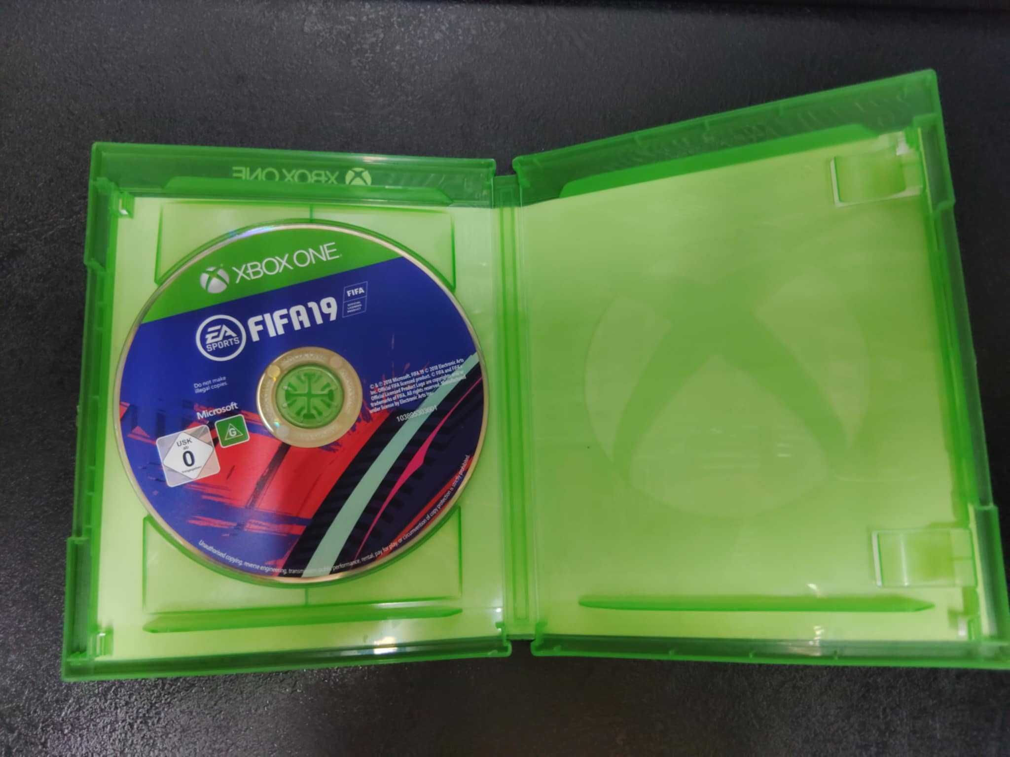 FIFA 19 Xbox One gra po Angielsku