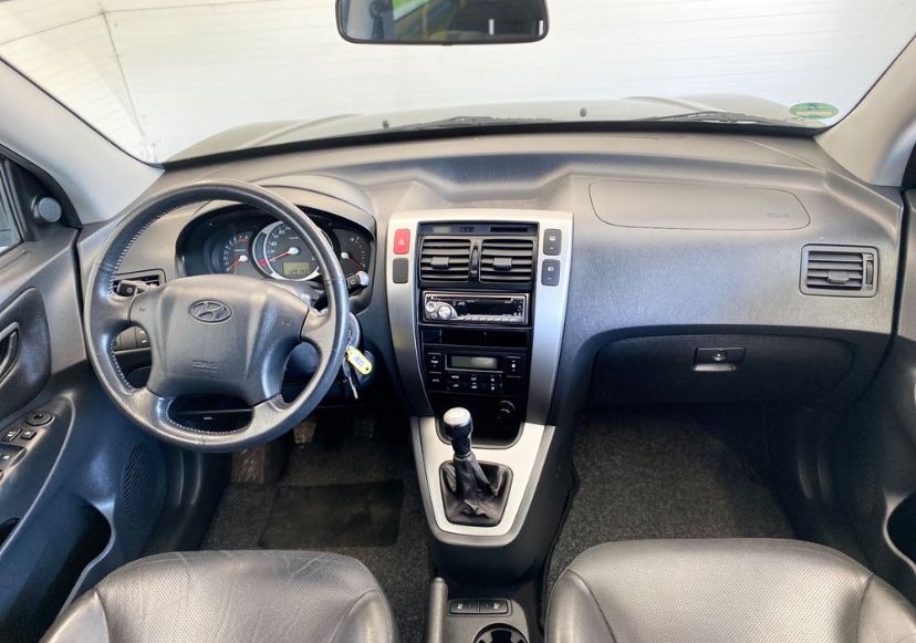 Hyundai Tucson 2009 бензин 2.0 механіка
