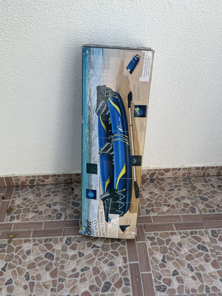 caiaque insuflável