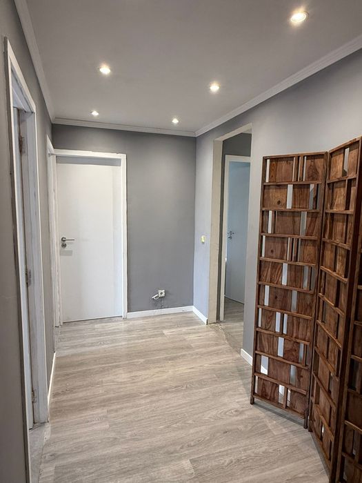 Arrendamento de quarto totalmente renovado.  PARTILHADO  COM  UMA PESS