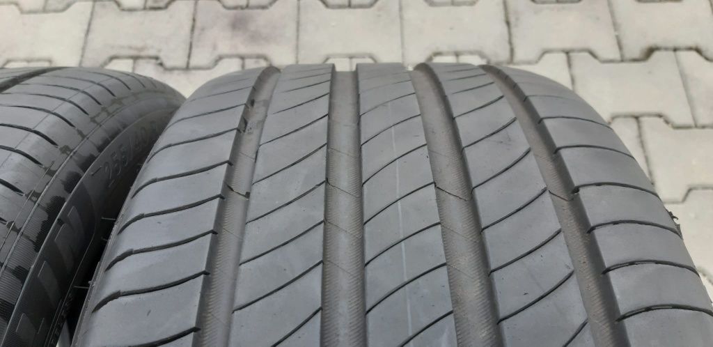 Opony Michelin 255 40 R19