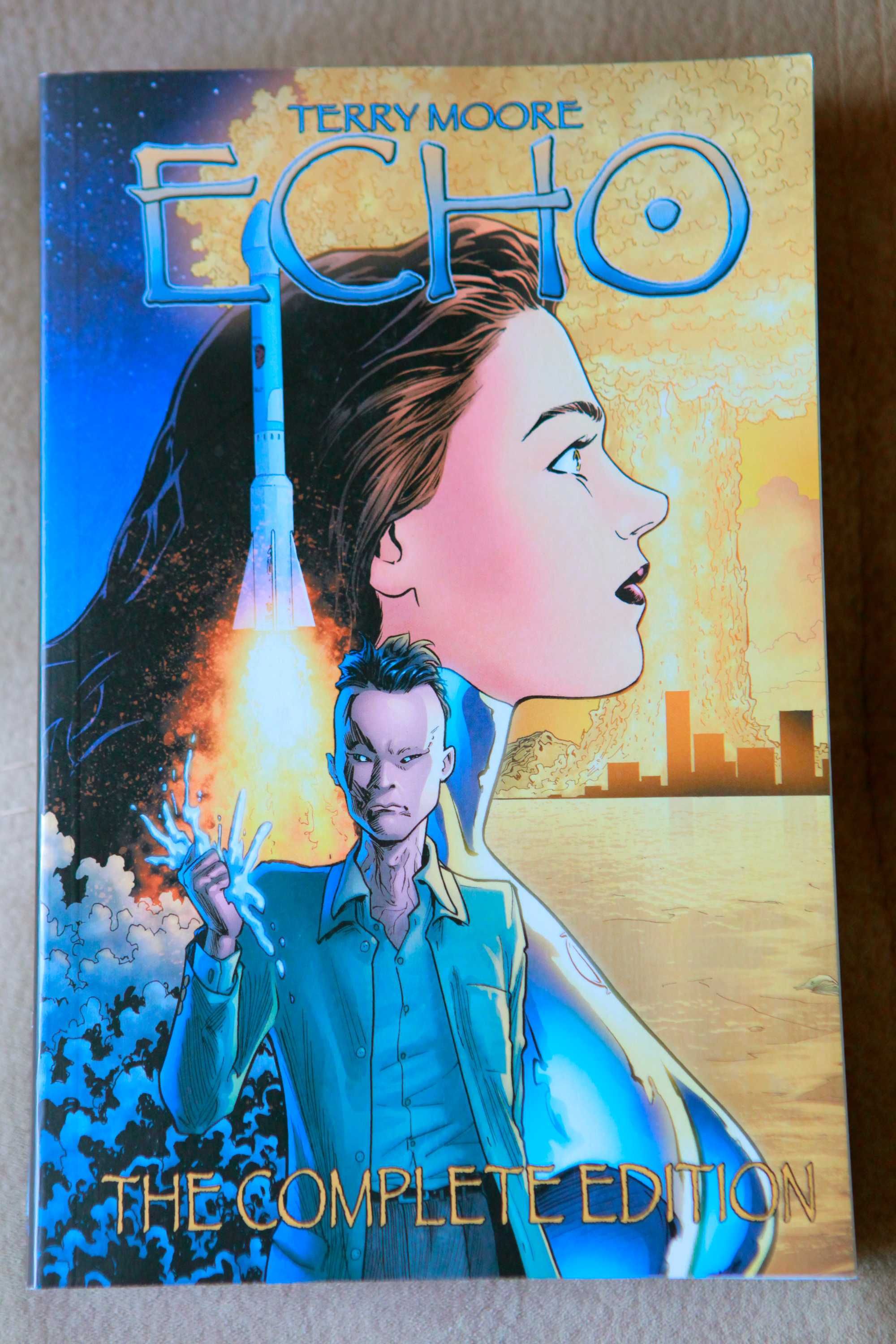Echo, Complete Edition (novela gráfica) - Terry Moore