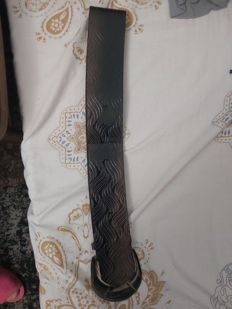 Широкий женский пояс