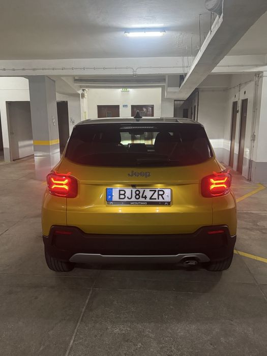 JEEP AVENGER ALTITUDE 1.2 + Led Pack & Infotainment
