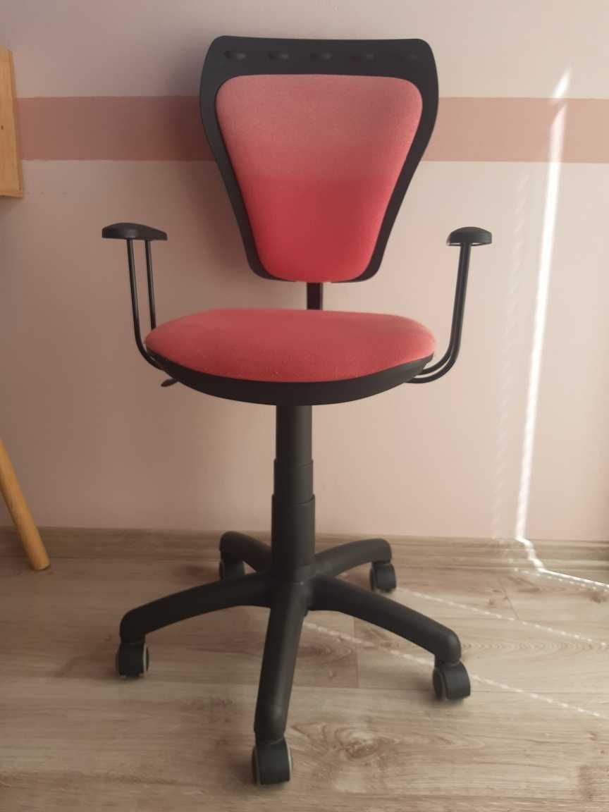 Fotel obrotowy do biurka