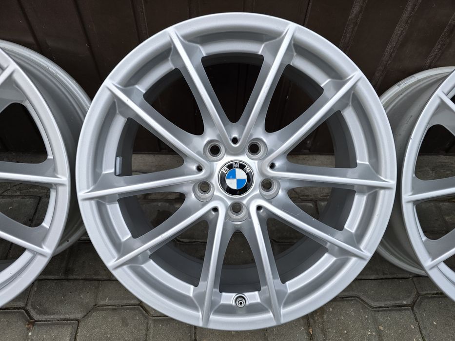 Felgi aluminiowe 17" BMW 5 G30 5x112 G31 3 G20 4 G22 G23 G26 6 G32 G11
