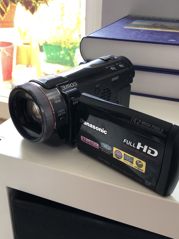 Panasonic HDC-TM900