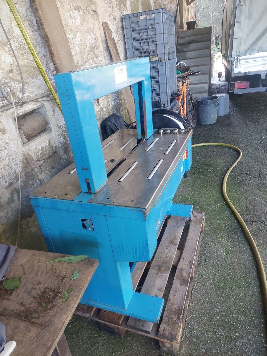 Maquina de cintar