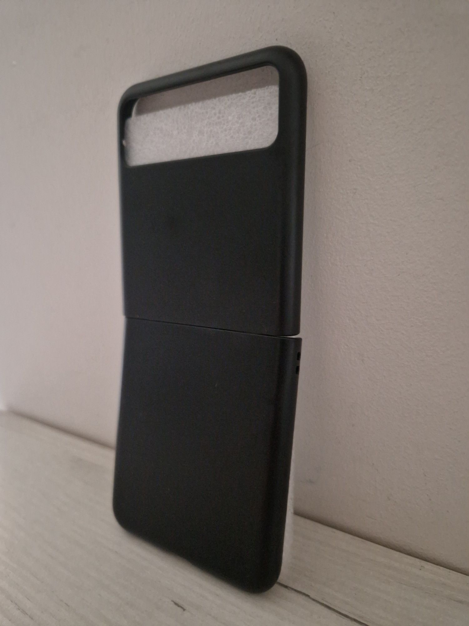 Back Case MATT do MOTOROLA RAZR 40 5G Czarny