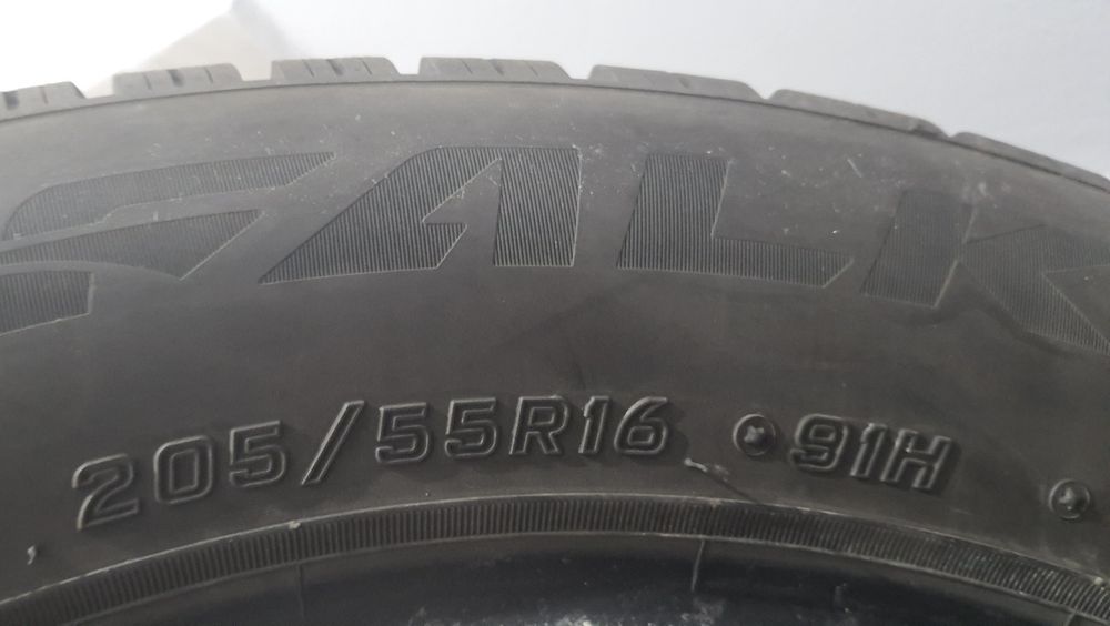 Opony zimowe Falken Eurowinter HS2 205/55/16