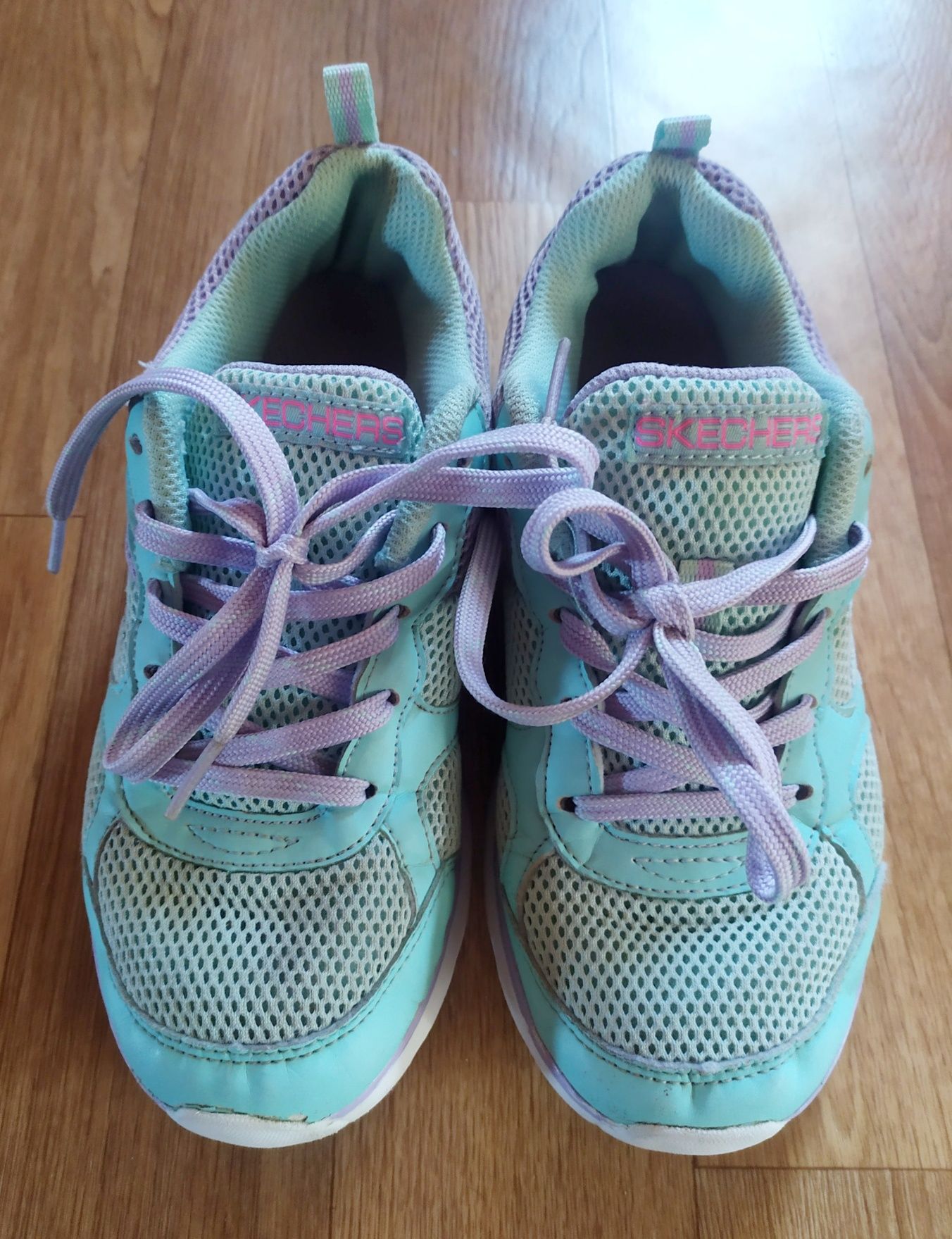 Кросівки Skechers легесенькі для дівчинки
