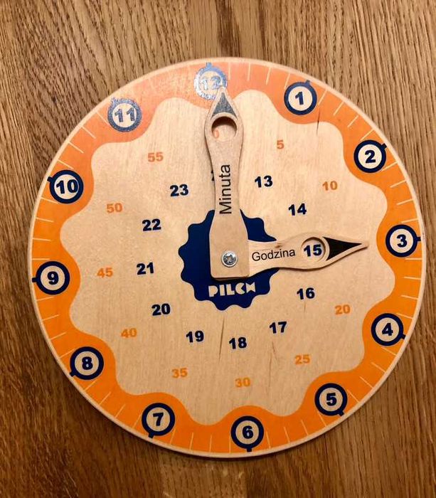 Drewniany zegar do nauki godzin i czasu Pilch