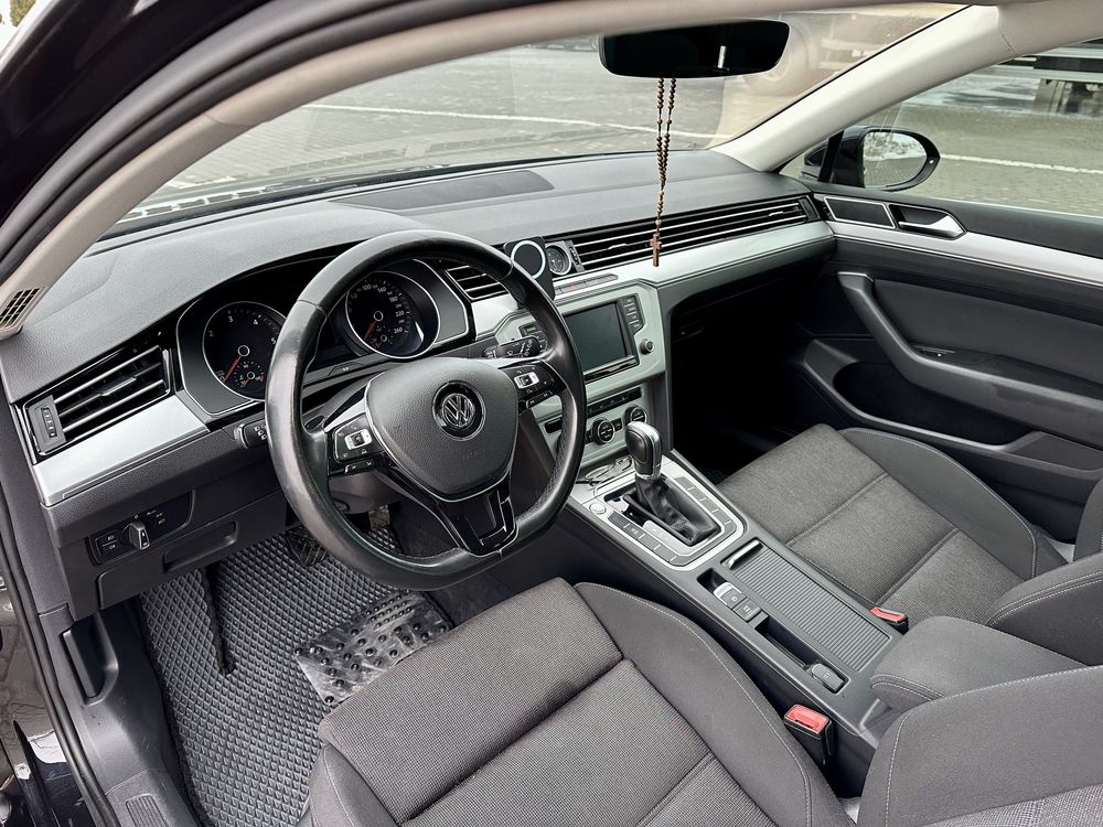 Volkswagen Passat B8 2016 Comfortline 2.0 tdi DSG