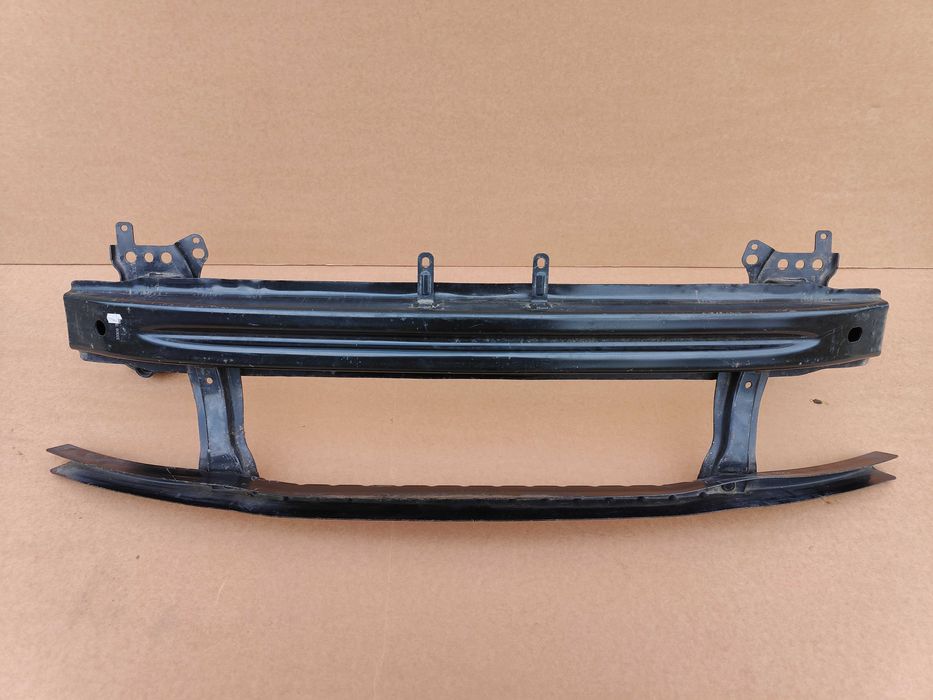 belka zderzaka przód VW passat B6 LIFT