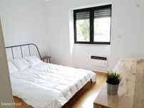 269107 - Quarto com cama de casal em...