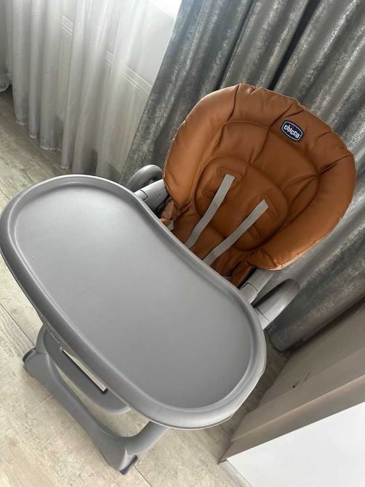 Найзручніший стільчик для годування Chicco Polly Magic Relax