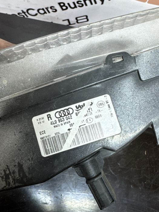 Ліхтар повороту указатель поворота  Audi q7 4L0953041, 4L0953042