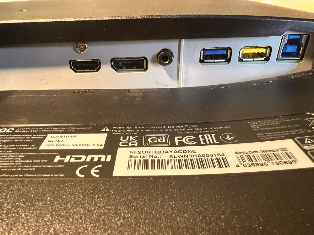 Monitor AOC-Q27E3UAM