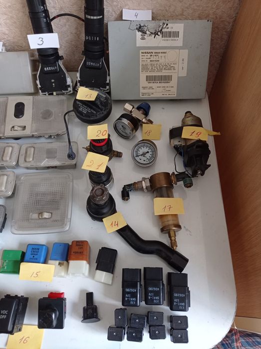 Кришка топливного бака.Запчастини.Інфініті F35.