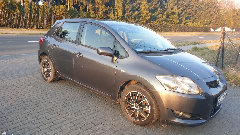 Toyota Auris 2007 1.6 VVT-I