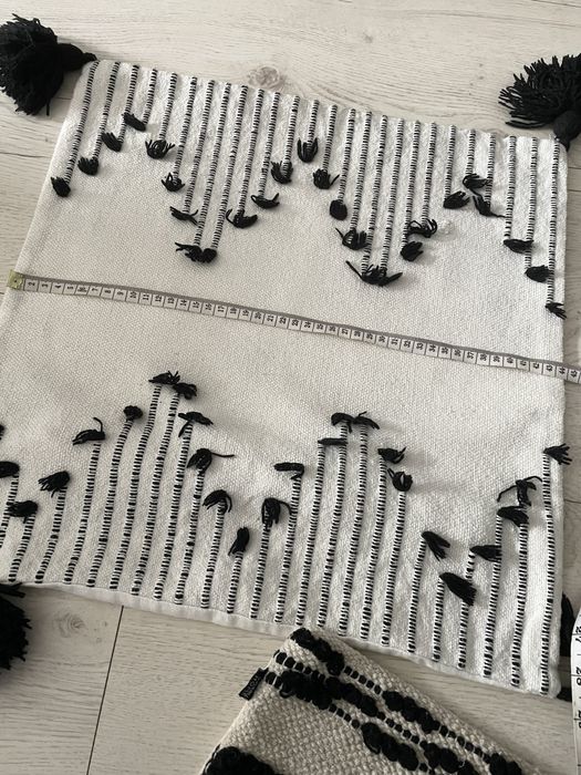 Ozdobne dekoracyjne poszewki na poduszki boho scandi 40cm/ 45 cm