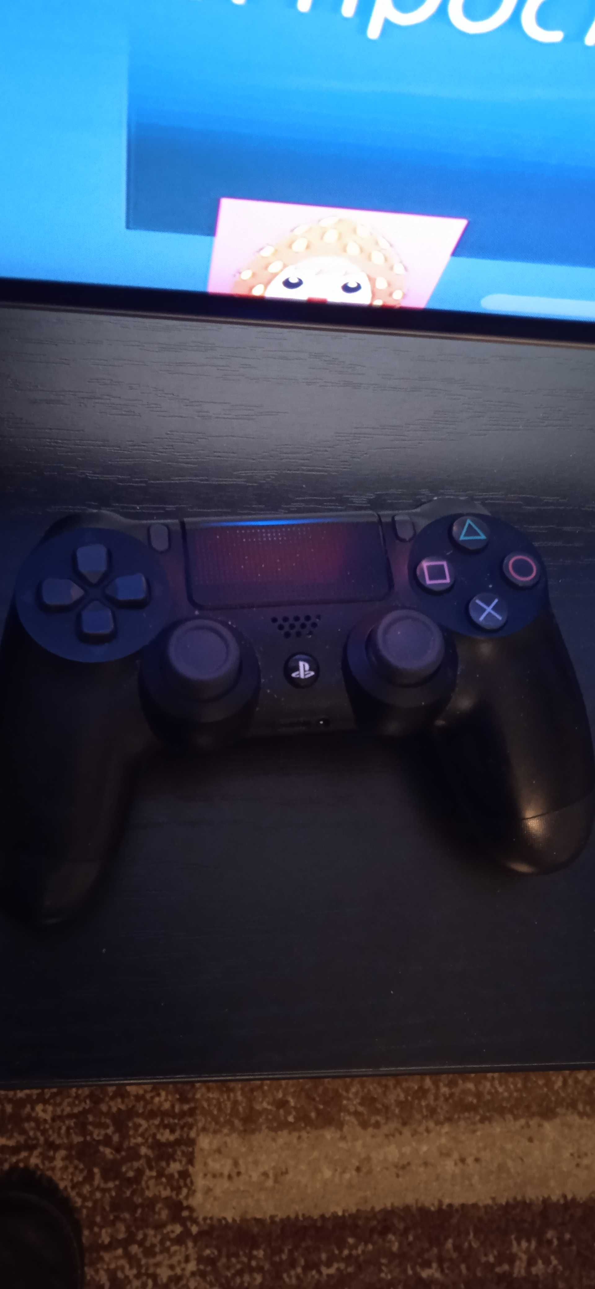 продам Sony PlayStation 4 ! С 5 играми