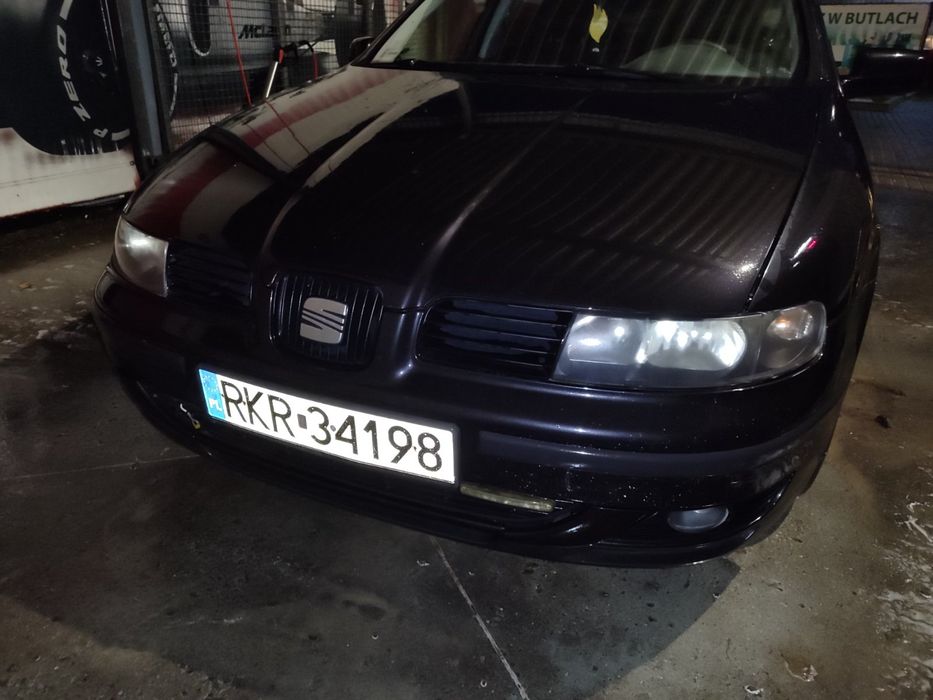 Бампер Seat Toledo весь перед зад двигун 1.6 бензин, мкпп Сеат Толедо