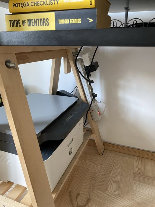Biurko stół na kozłach IKEA Mittback, regul. wysokości, org. kabli
