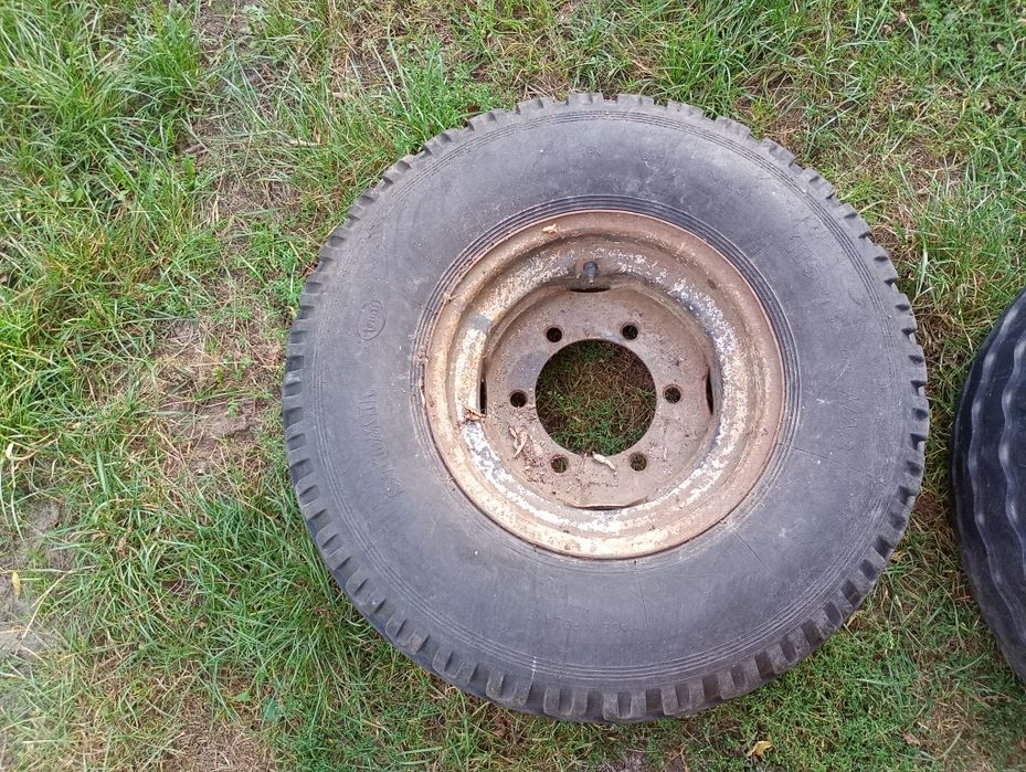 Koła do przyczepy/rozrzutnika 11.5/80 15.3