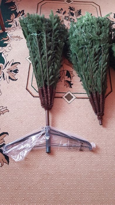 Новорічна ялинка зелена, широка лита "Кардашян" висотою 2.8м.