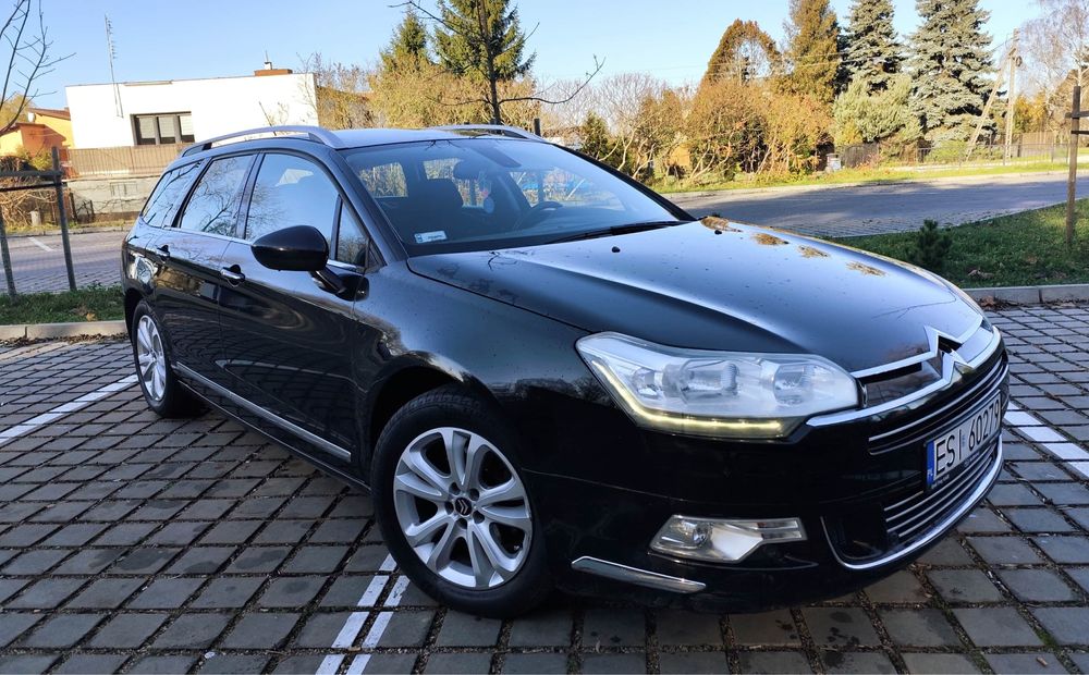 Citroen C5 x7/2011r/2.0HDI/manual/6biegów/db. wyposaż./bez pneumatyki