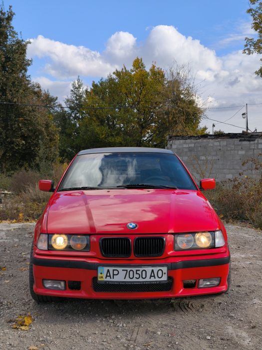 Продам BMW E36 318i