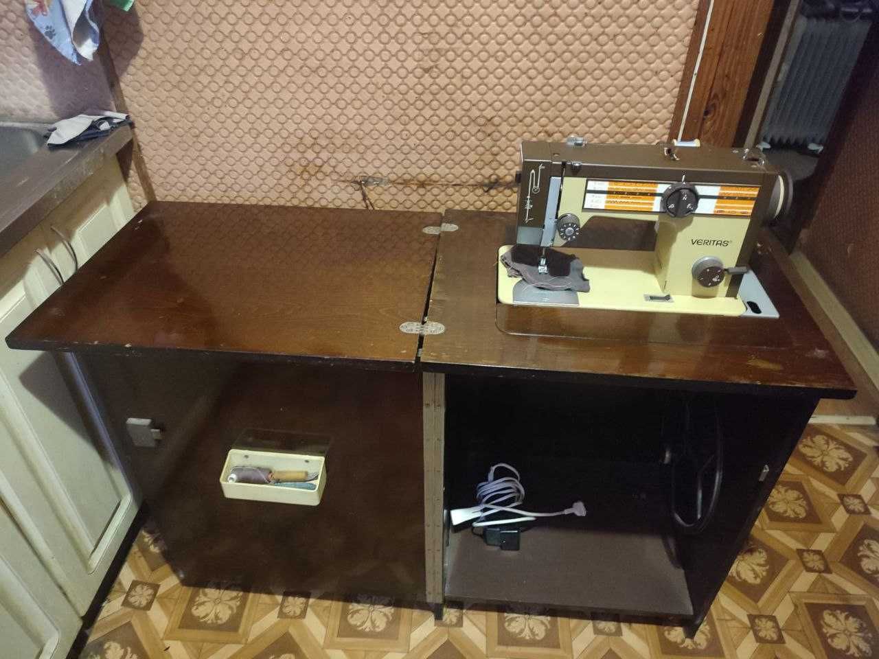Швейна машинка Veritas TEXTIMA 8014/40 з педаллю і електроприводом