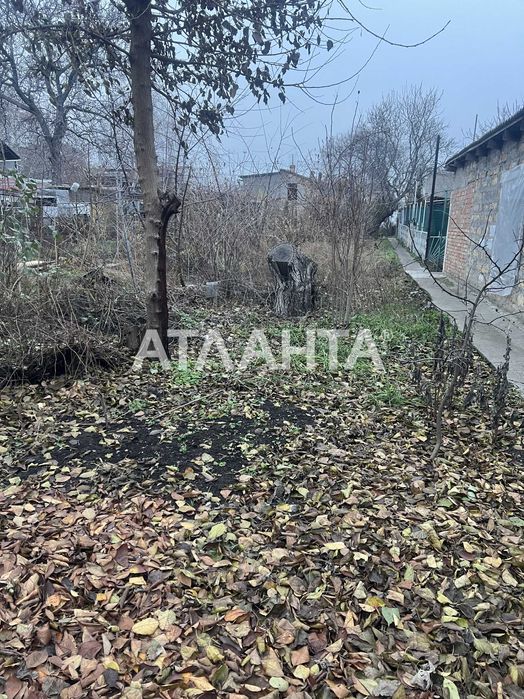 Пол дом 38 кв.м.  в центре Черёмушек. Жилое состояние