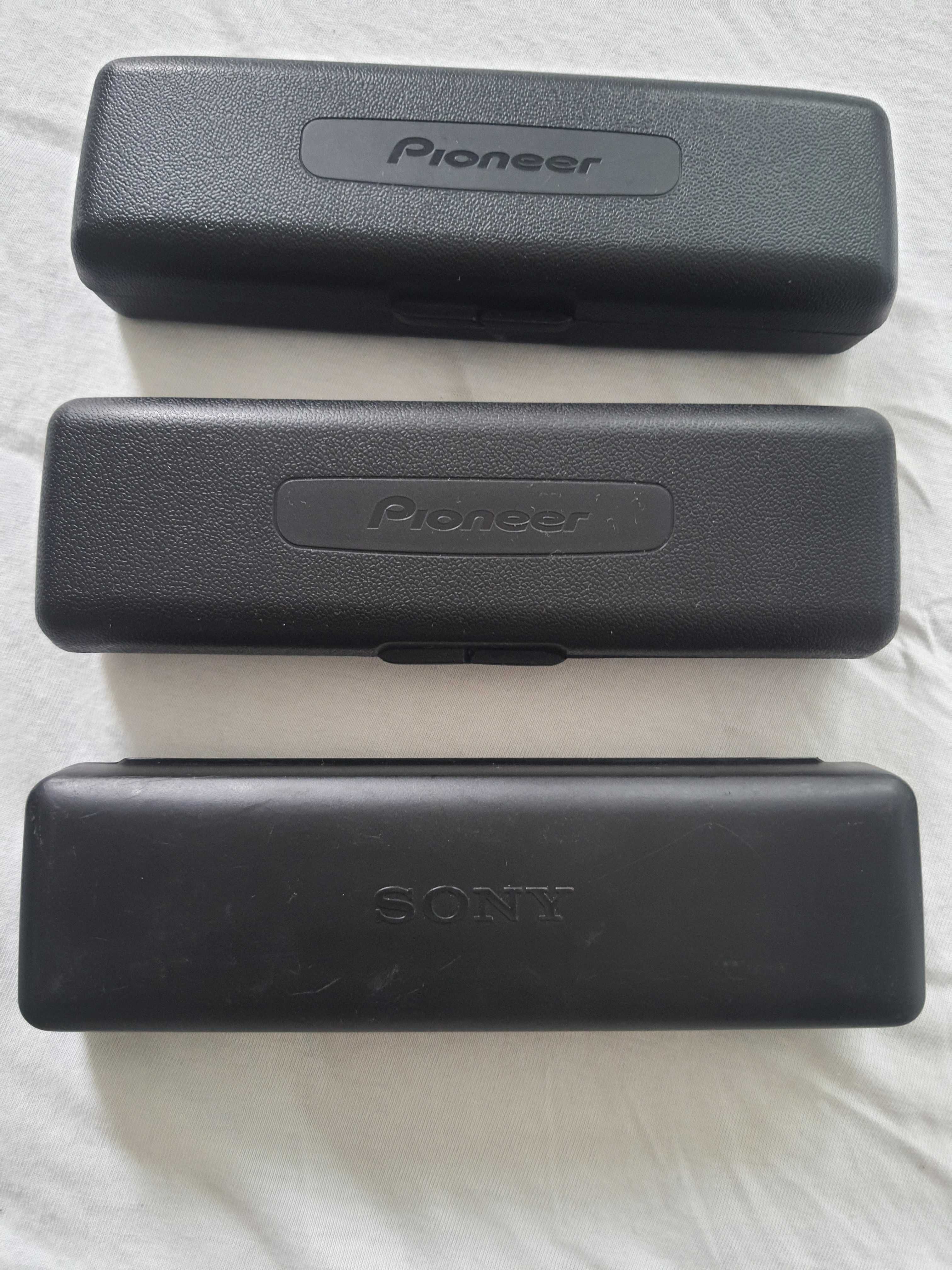 Oryginalne etui na panele do radia samochodowego Pioneer, Sony